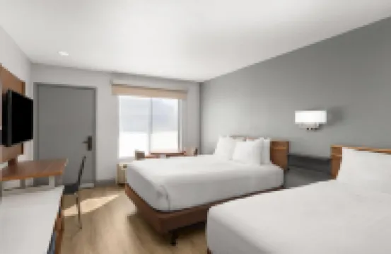 슈퍼 8 바이 윈덤 포트 브래그