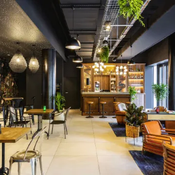 Ibis Styles Puteaux Paris la Défense Отели рядом со станцией La Defense Station