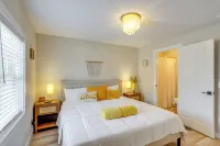 Boat Dock & Grill! Canal-Front Port Clinton Escape - Homestays
