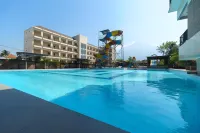 RedDoorz Resort Premium @ Sangkan Hurip Kuningan Hotels in Beber