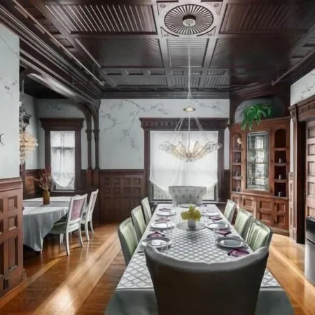 The New Victorian Mansion Bed & Breakfast Отели рядом с достопримечательностью «Музей науки штата Миннесота»