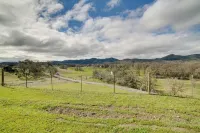 30-Acre Witter Springs Ranch w/ Barn & Views! - Pet-friendly