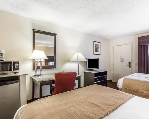 Quality Inn & Suites Coliseum Hotels near Greensboro Coliseum