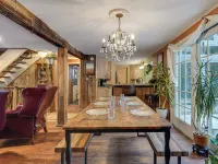3 Mi to Mount Snow: Spacious West Dover Home Hotels in Dover