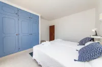 Q 04 - Bedroom 4 in Casa do Topo Guesthouse - 3 ดาว