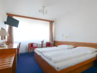 Hotel Ilf Hotels near Prague 4