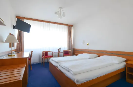 Hotel Ilf Отели рядом с достопримечательностью «Na Prikope»