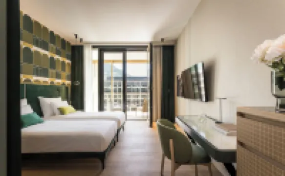 福爾肯施泰納博岑沃爾特公園酒店 酒店