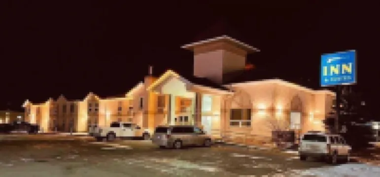 Aurora Park Inn & Suites Hotels in 