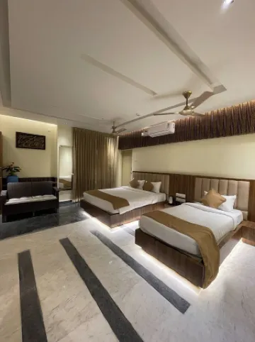 Suthanthira Stay Inn