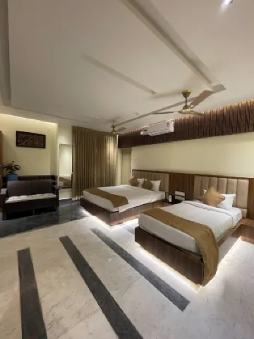 Suthanthira Stay Inn