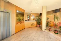 Apartment by Lake Maggiore with Boat Dock