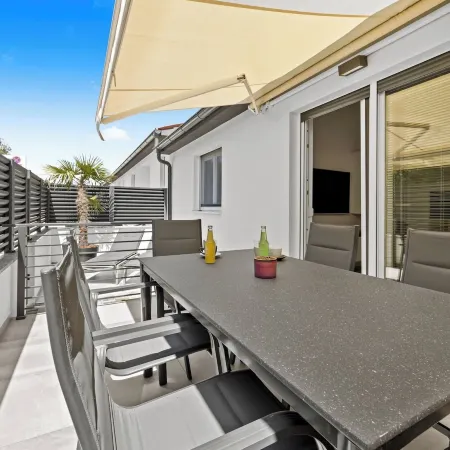 Apartment, 100m from the beach