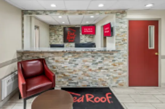 Red Roof Inn Ames