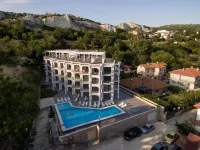 Hotel Samara with Relax Area - Pool