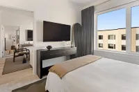 Curated Designer Retreat • Pool • Gym • Dining - 4-Star