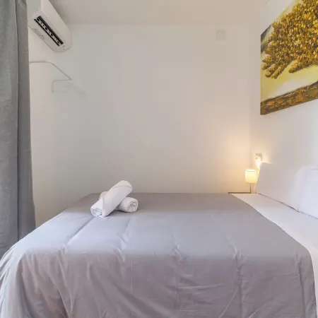 Ayz Joaquín Pol - Auto Check-in Property Отели рядом с достопримечательностью «Станция метро Montecarmelo»