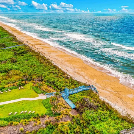 Coastal Gem on the Golf Course w/ Shared Pool, & Beach Access - Dog-friendly