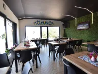 Comfortable Holiday Apartment with a Lake View - Homestays