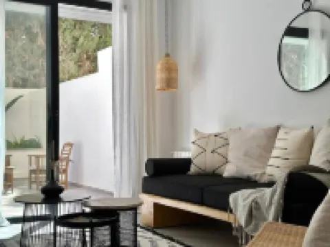 Onyx Apartment at Lake 2 with beautiful terrace