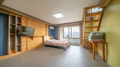 Gyeongju Stay 52 Pension (Pool) โรงแรมใกล้ทงอิลจอน