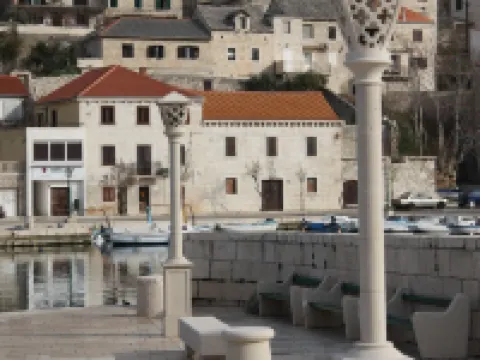 Apartments Sonja Hotels in Pučišća