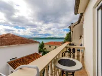Apartments Marina Hotels in Okrug Gornji