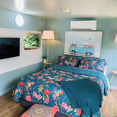 Mornington Peninsula Retro Caravans