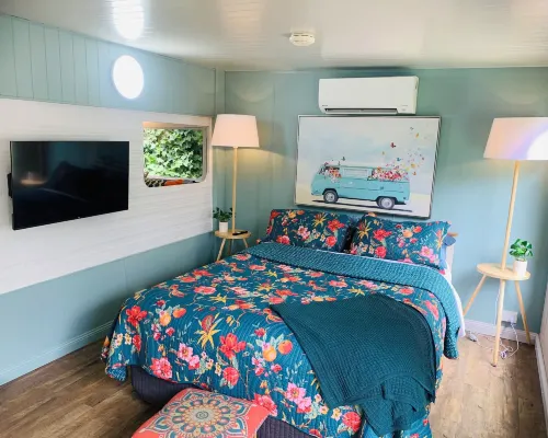 Mornington Peninsula Retro Caravans Hotels in Rye