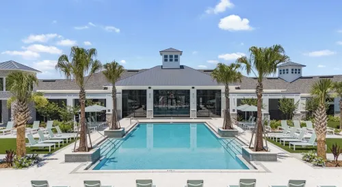 Landing Furnished Apartments Davenport Near Northeast Regional Park - spa