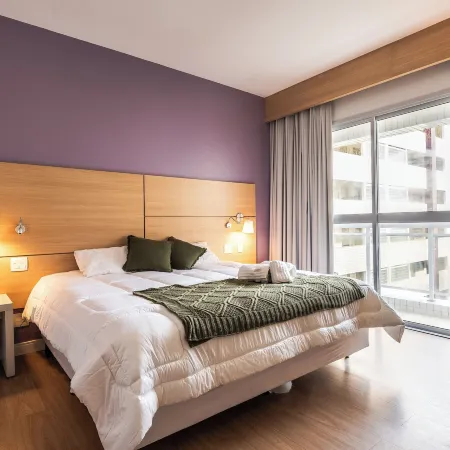 Stay Home Luxo | 1Min Praia Gonzaga | Rooftop, Piscina, Sauna & Gym