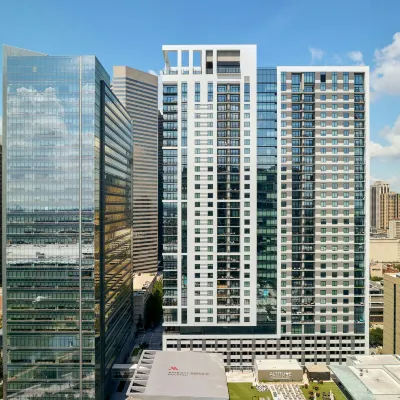 Marriott Marquis Houston Hotels near Houston Museum of Natural Science