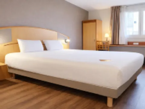 Kyriad Montpellier Centre - Antigone Hotels in der Nähe von Musée Fabre