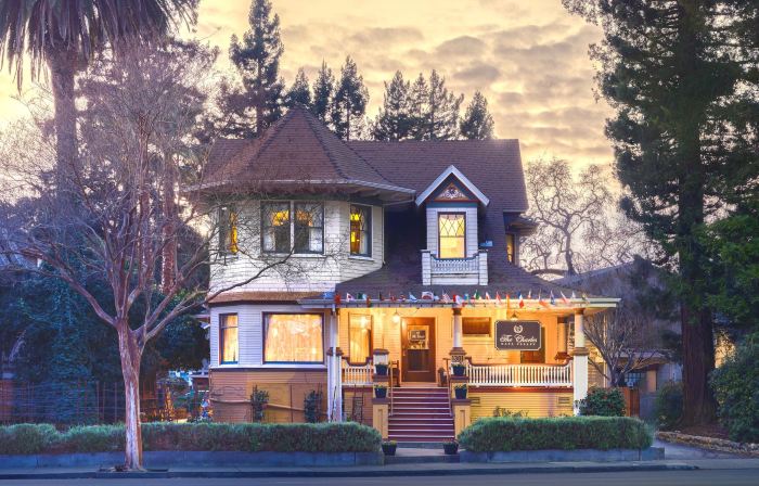 The Charles Napa, an Artfully Designed Inclusive Inn