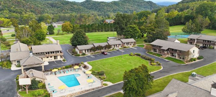 The Parkman Great Smoky Mountains - Cades Cove Hotels in Blount County