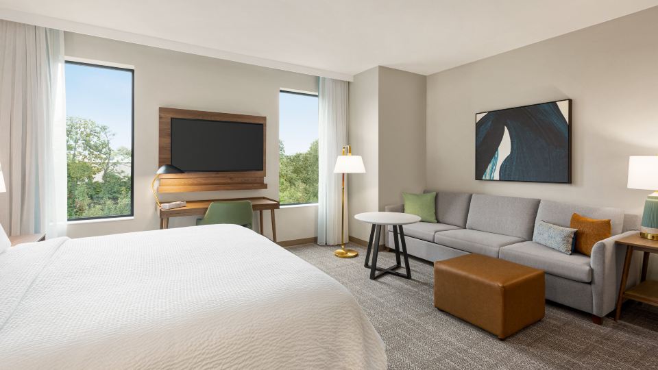 Staybridge Suites ROCKFORD by IHG