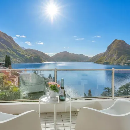Honeymoon with Stunning View - Happy Rentals