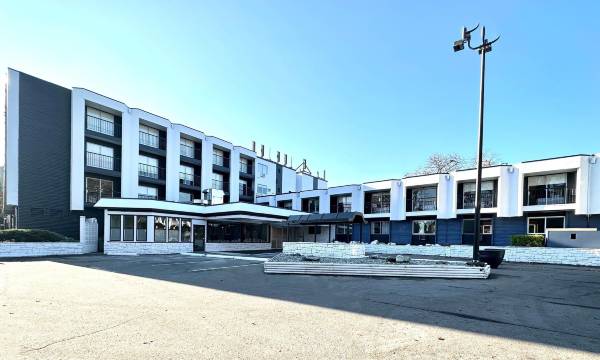 The Vic, Ascend Hotel Collection