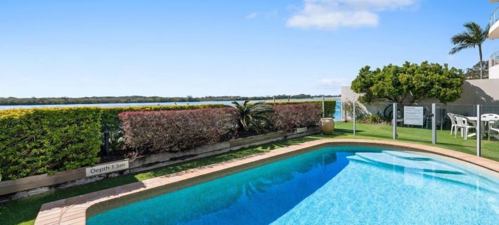 Admiralty Cove Hotels in Maroochydore