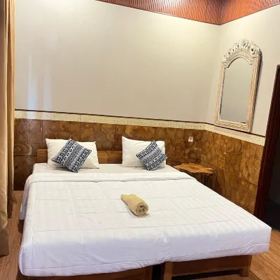 Bulan Bali Guest House Các khách sạn gần Studio tập Yoga Barn Studio