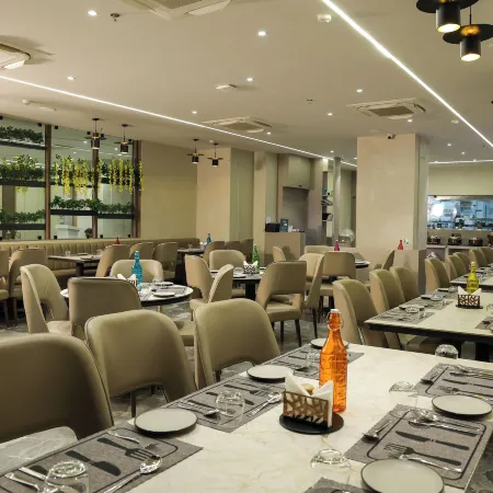 King's Kraft Shubh Hotel