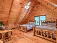 Christine's Chalet Cabin at Trickle Creek Hotels in Marion Township