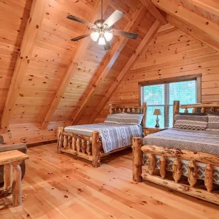 Christine's Chalet Cabin at Trickle Creek