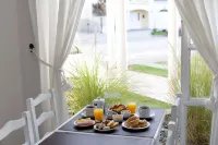 Los Tulipanes Apart de Mar - breakfast