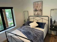 Serene 6-Bedroom Retreat in Tory Hill with Lake Views - balcony