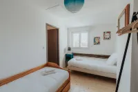 Modern Holiday Home in Lanildut - 3-Star