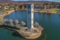 Travelers Rest Treasure Pets Welcome    Sleeps 8 3 Bedroom 2 Bath 2 King 2 Queen