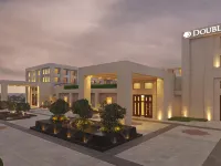 DoubleTree by Hilton Agra Hotels in Agra