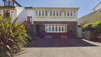 Rainbow Leap - 5 Bed Holiday Home - Saundersfoot