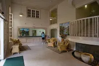 Coral Sands Beach Resort - 3-Star